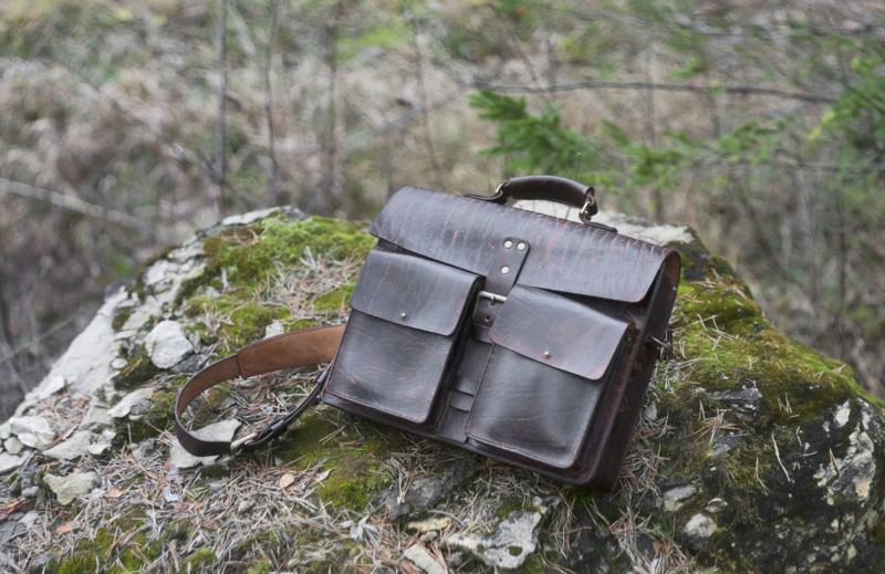 Briefcase with many pockets in dark brown