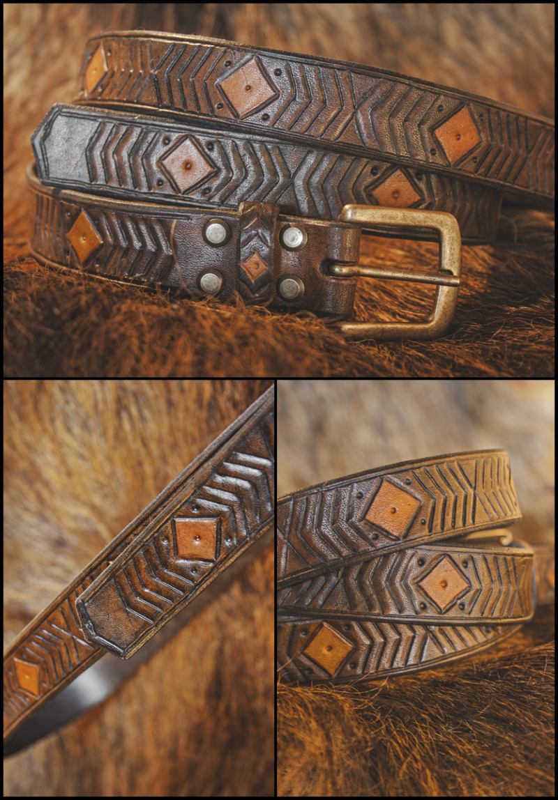 Leather belt "Snake". This leather "Snake" has a hand painted pattern in two colors, metal buckle and comes with two belt loops (like our belts always do).