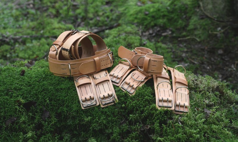 Set of leather straps