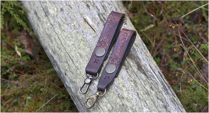 Leather key keepers with eight pointed star