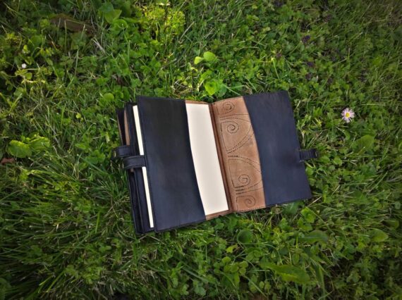 Leather Folder - Image 6