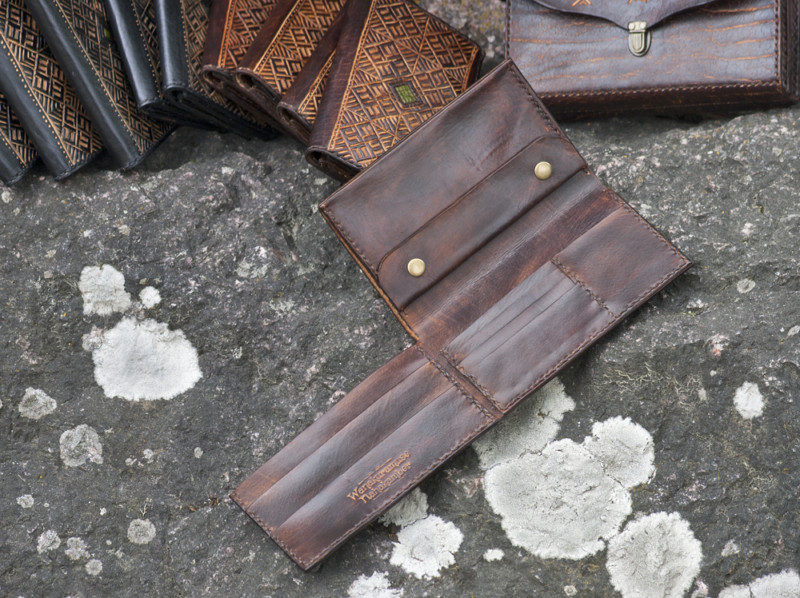 Men's leather wallets for coworkers