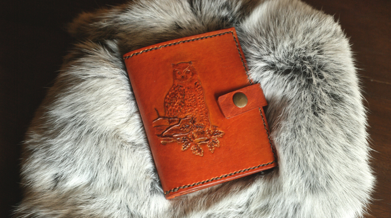 Leather wallet with owl image
