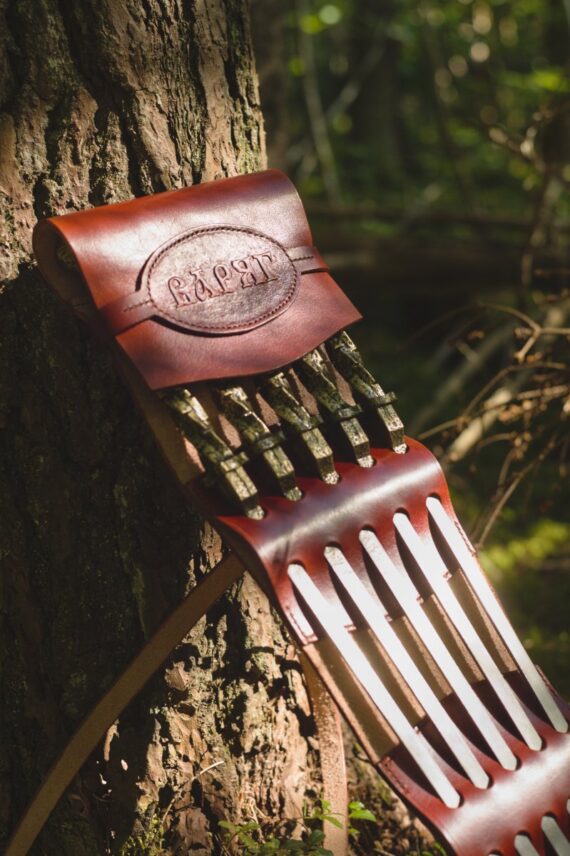 Leather Pouch For Skewers - Image 3