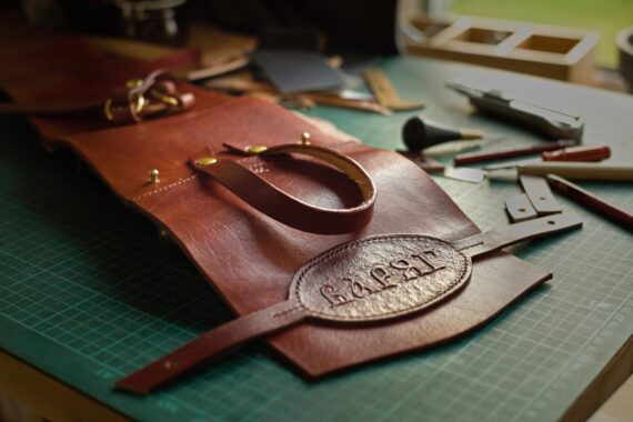 Leather Pouch For Skewers - Image 5